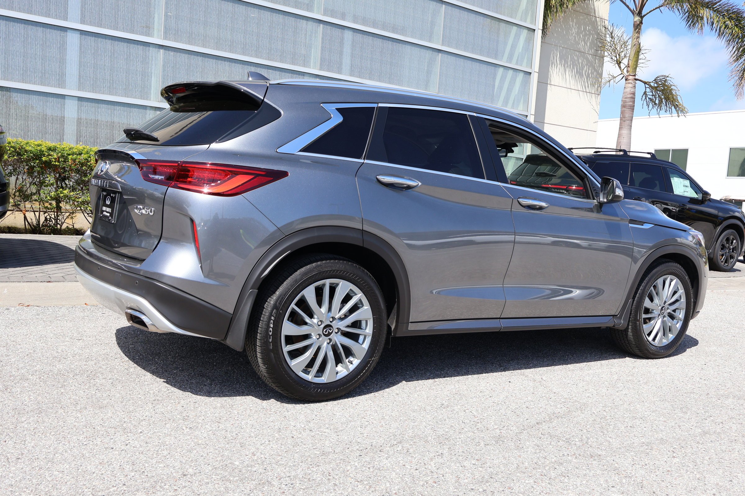 2025 INFINITI QX50 Luxe - Photo 10
