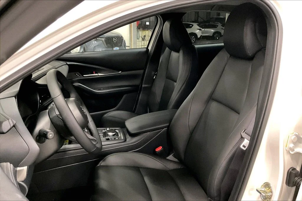 New 2026 Snowflake White Pearl Mazda 2.5 S Preferred AWD image 9