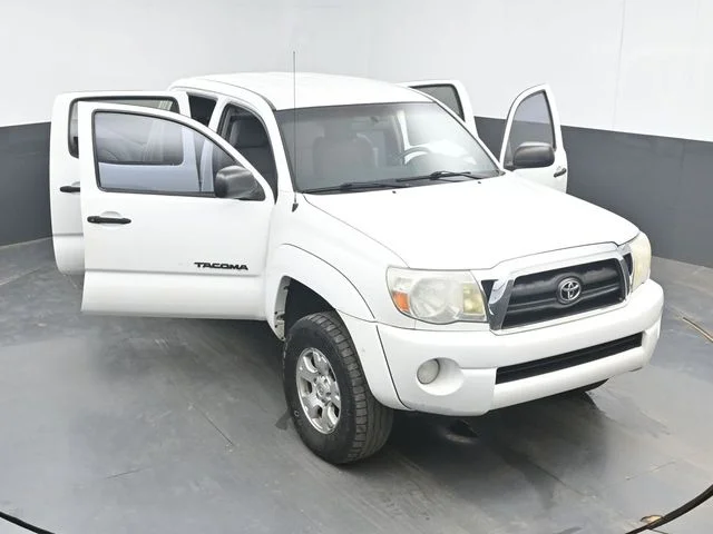 Used 2008 Super White Toyota Base image 44