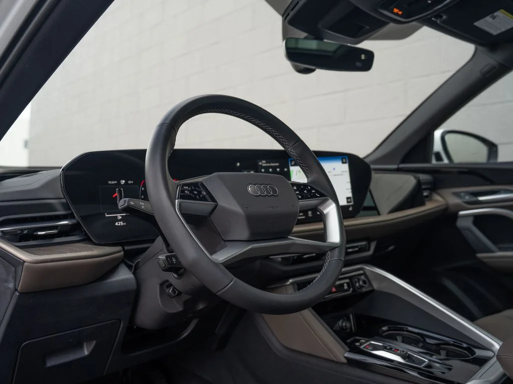 Used 2025 White Audi  image 4