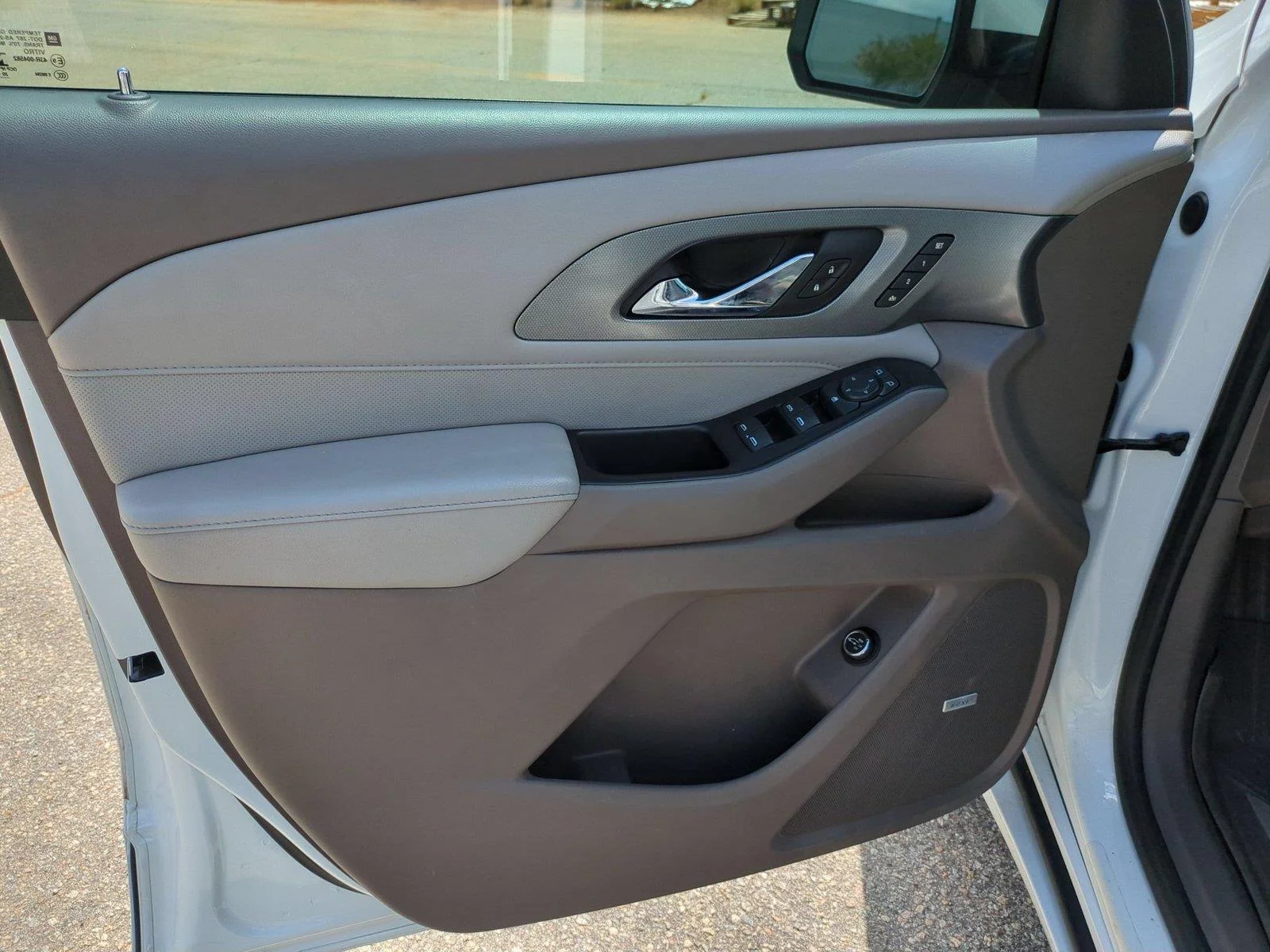 Used 2021 Summit White Chevrolet Premier image 15
