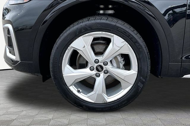 Used 2023 Black Audi 45 S line Premium image 8