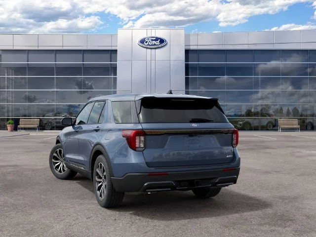 New 2027 Vapor Blue Ford ST-Line image 8