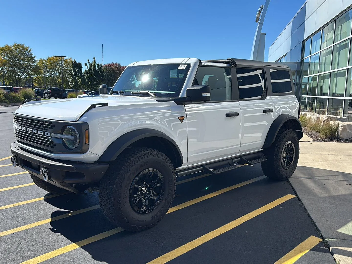 Certified Used 2024 Oxford White Ford Badlands image 8