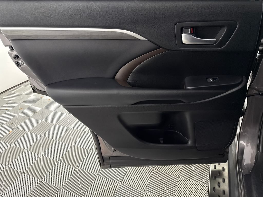 2019 Toyota Highlander Limited Platinum - Photo 12
