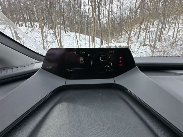 2026 Toyota Prius Plug-in Hybrid SE - Photo 12