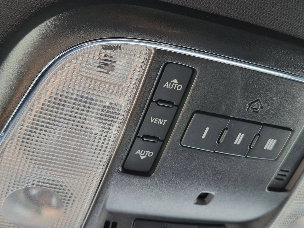 Used 2021 Black Jeep Laredo X image 21