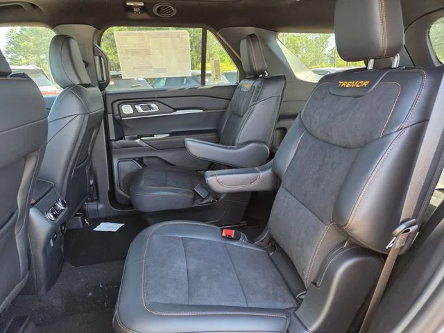 New 2026 Carbonized Gray Metallic Ford Tremor® image 49