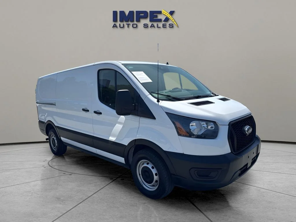Used 2023 White Ford Base image 7