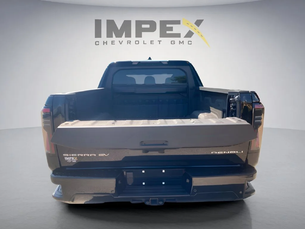Used 2025 Onyx Black GMC Max Range Denali image 5