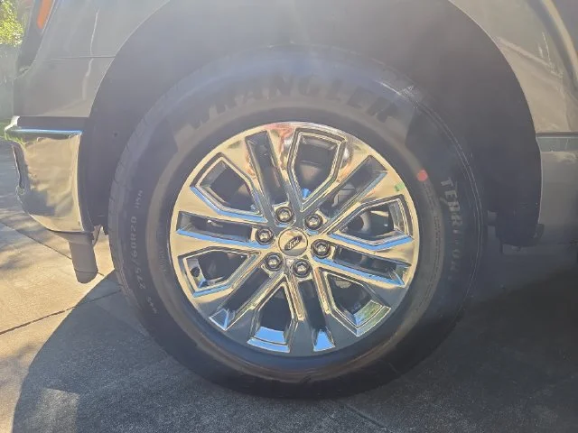 New 2026 Carbonized Gray Metallic Ford XLT image 59