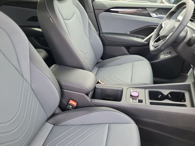 New 2026  Volkswagen 2.0T SE R-Line Black image 17