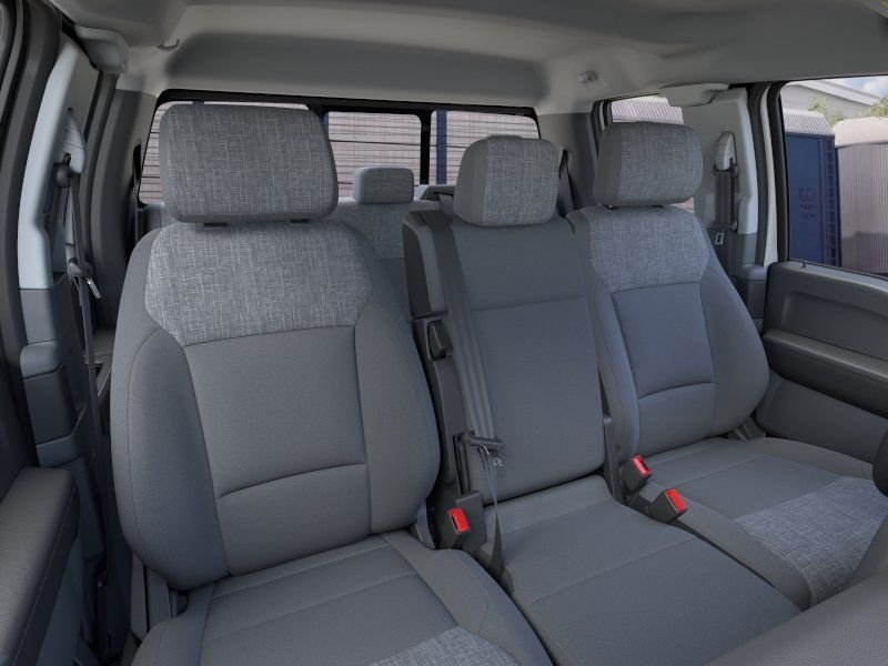 New 2026 Oxford White Ford XLT image 10