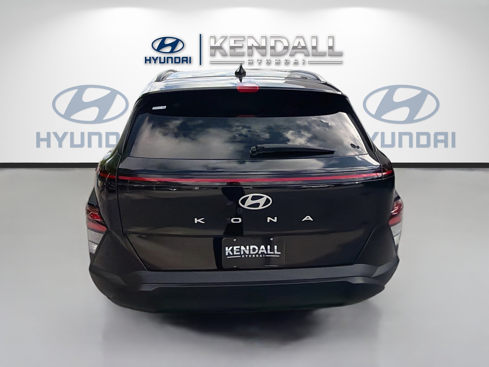 Used 2024 Abyss Black Pearl Hyundai SEL image 5