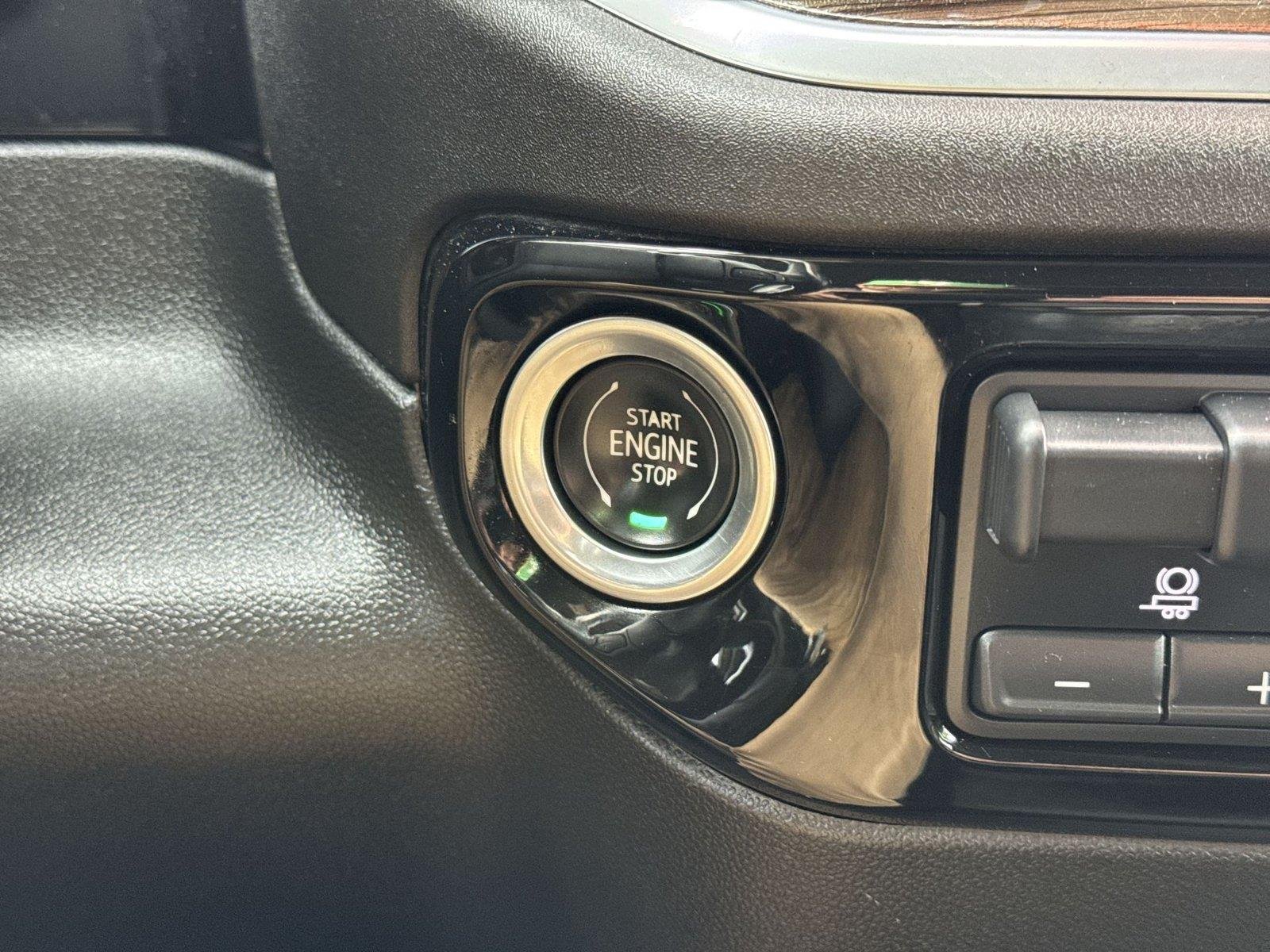 2022 Chevrolet Silverado 1500 RST - Photo 17