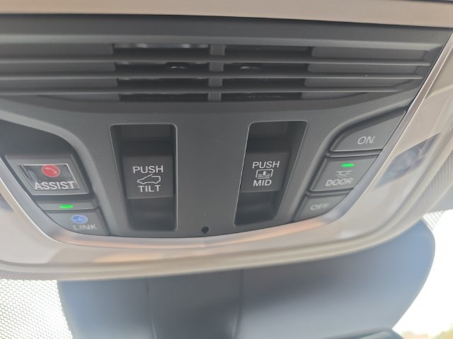 Used 2026 Platinum White Pearl Acura Technology Package image 28