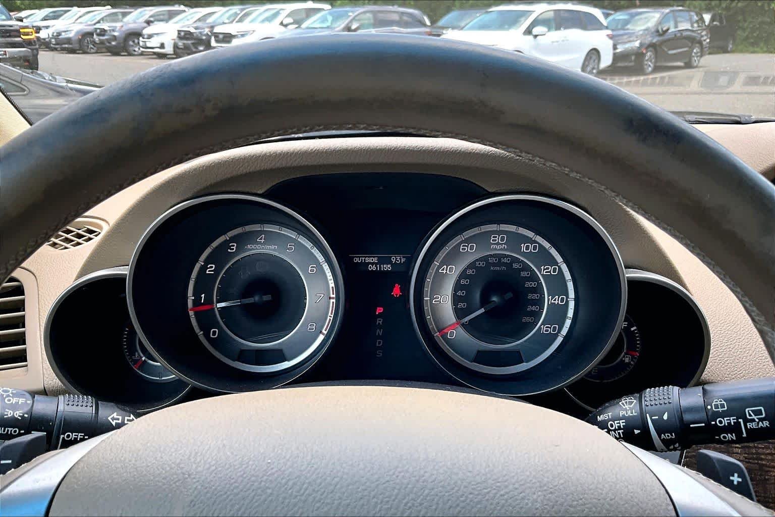 Used 2012 Aspen White Pearl II Acura Tech/Entertainment Pkg image 25