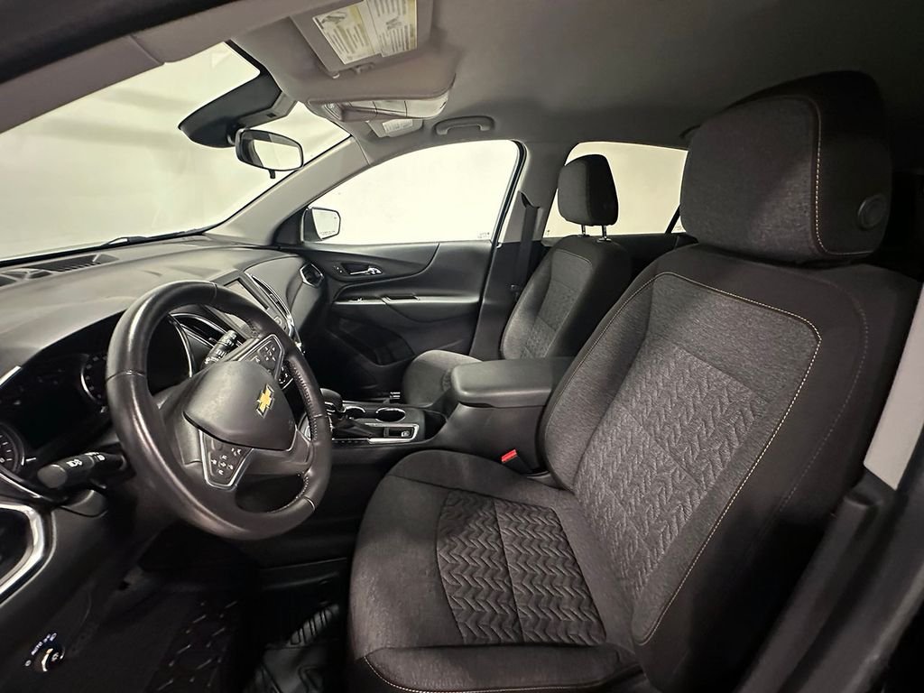 Used 2022 Black Chevrolet LT image 3