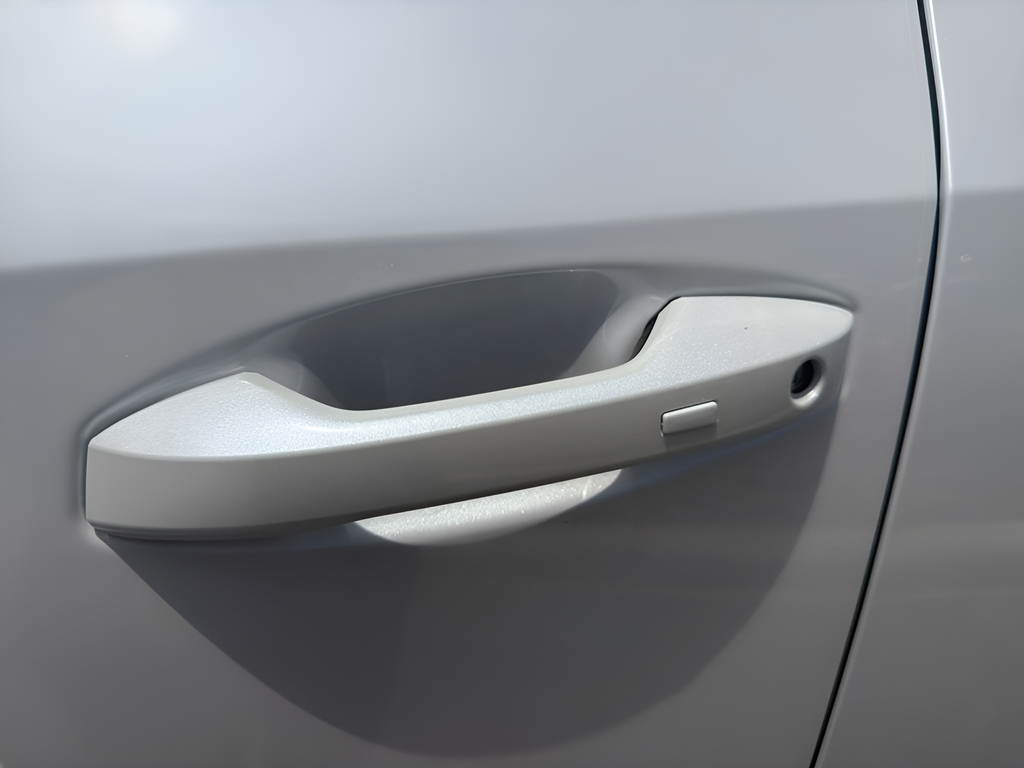 New 2026 White Nissan SL image 46