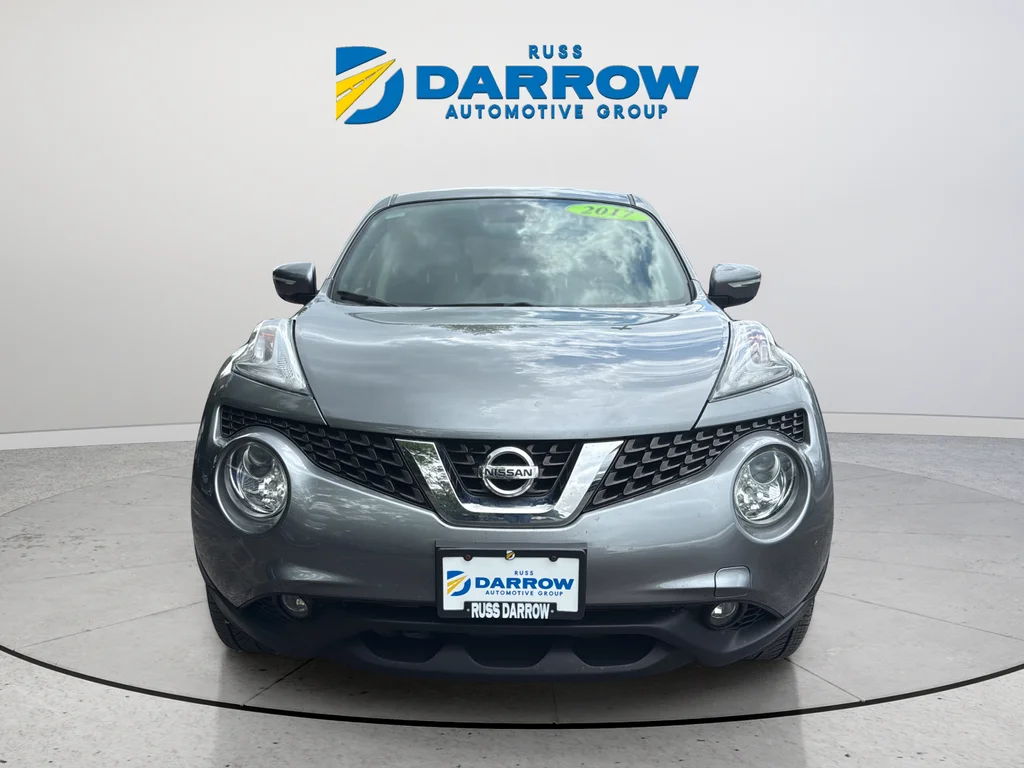 Used 2017 Gray Nissan SL image 8