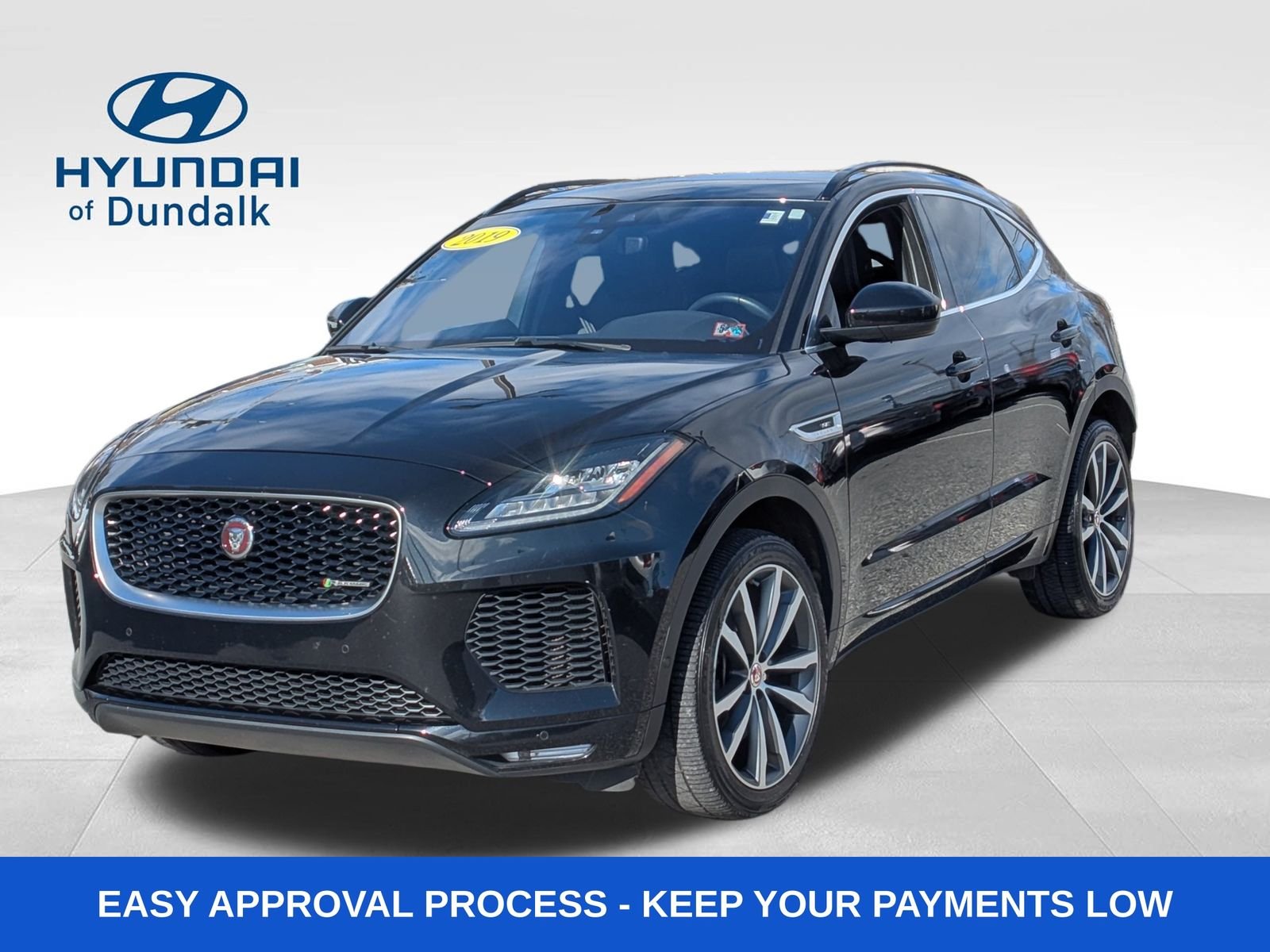 2019 Jaguar E-PACE P300 R-Dynamic SE AWD's photo