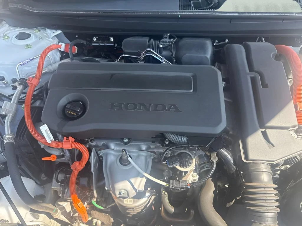 Used 2023 White Honda Sport-L image 29