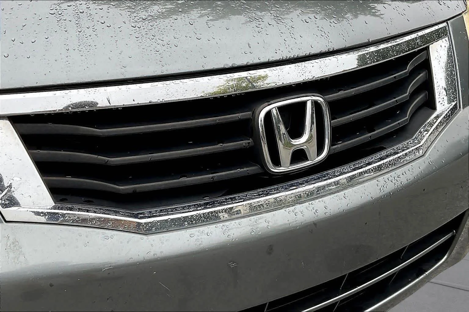 Used 2009 Polished Metal Metallic Honda EX-L image 28