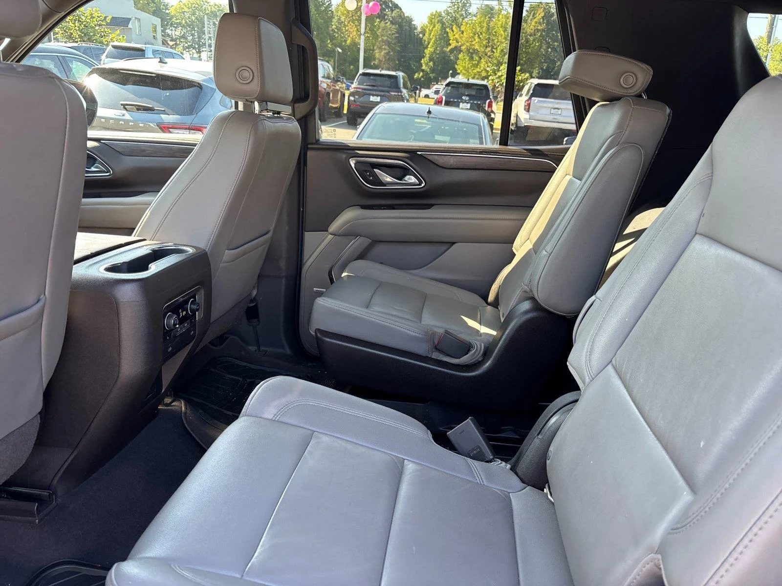 Used 2021 Shadow Gray Metallic Chevrolet Z71 image 31