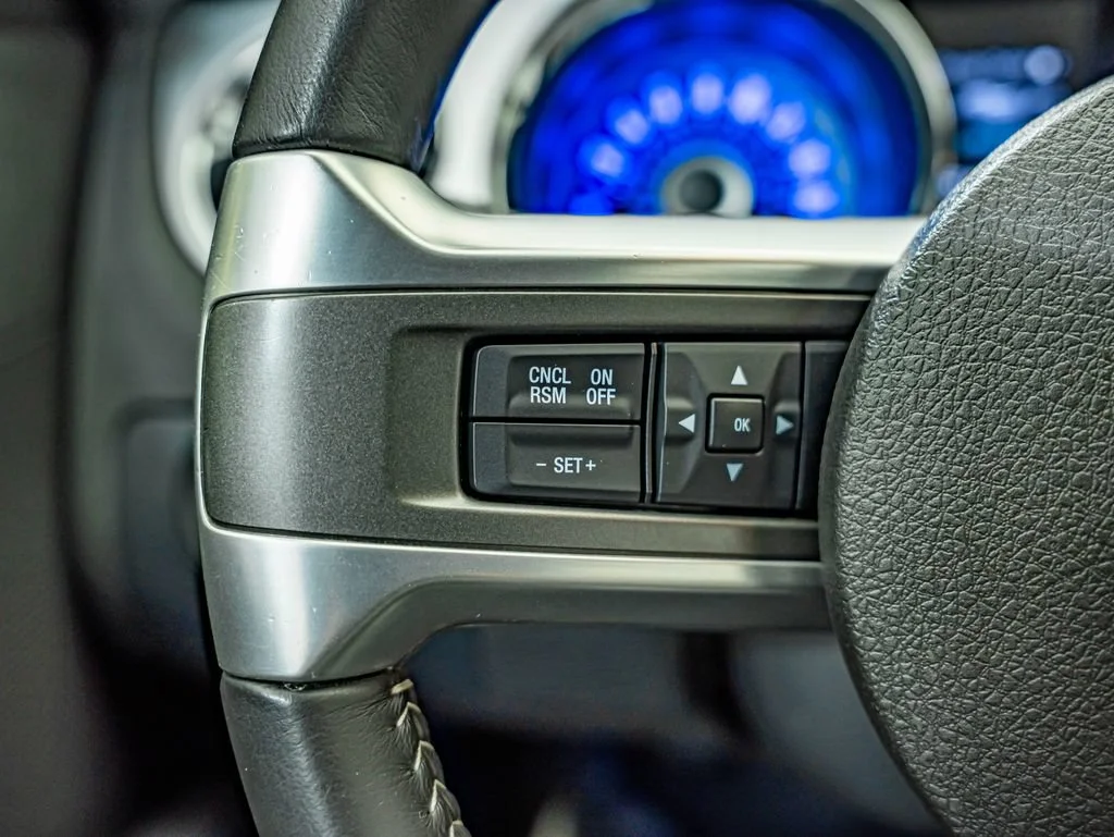 Used 2013 Blue Metallic Ford GT Premium image 28