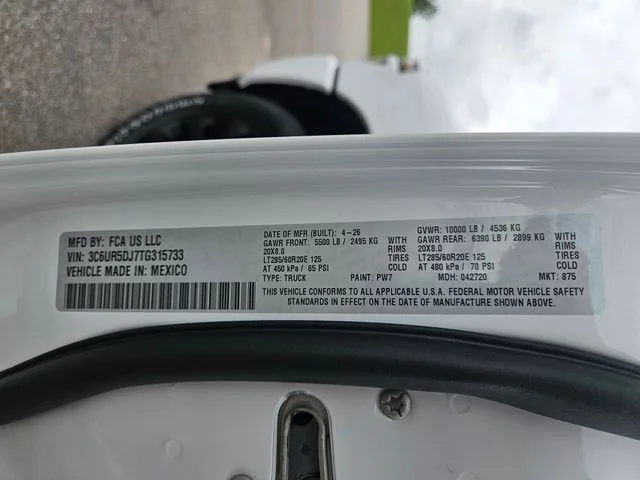 New 2026 Bright White Clear-Coat Exterior Paint RAM Big Horn image 30