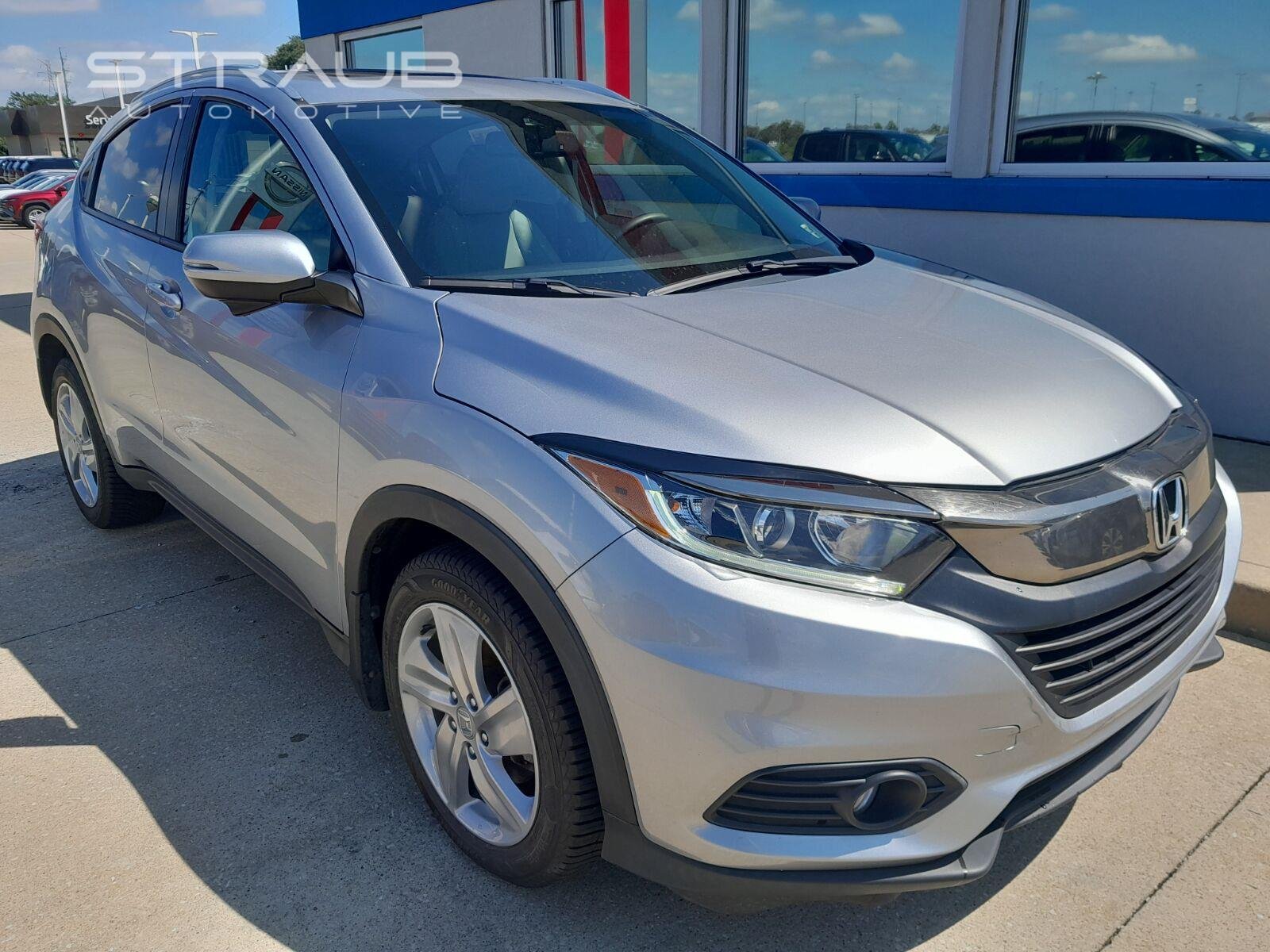 Used 2019 Lunar Silver Metallic Honda EX-L image 3
