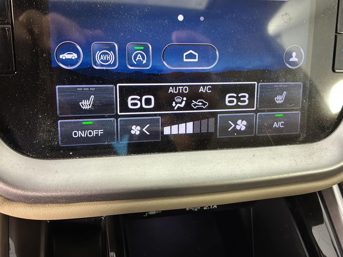 Used 2020 Crystal White Pearl Subaru Premium image 32