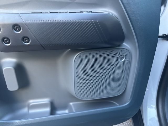 2025 Ford Maverick XL - Photo 14