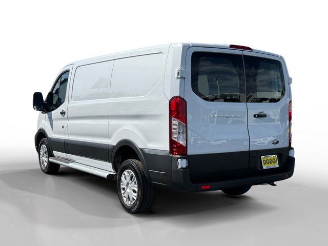 Certified Used 2025 Oxford White Ford Base image 3