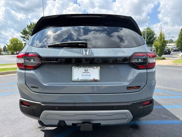 Certified Used 2025 Sonic Gray Pearl Honda TrailSport image 8