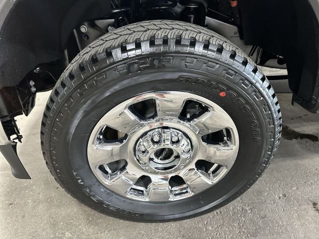 New 2026 Gray Ford Lariat image 22