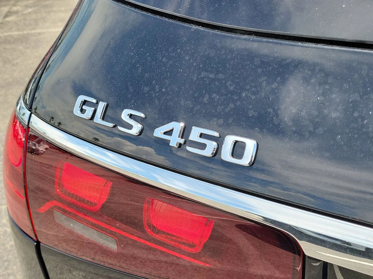 New 2026 Black Mercedes-Benz GLS 450 image 7