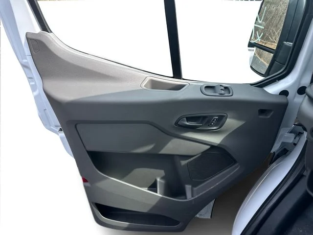 2025 Ford Transit Van Base - Photo 17