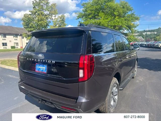 New 2027 Dark Matter Gray Metallic Ford Active image 22