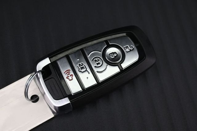 New 2027 Star White Metallic Tri-Coat Ford MAX Active image 40
