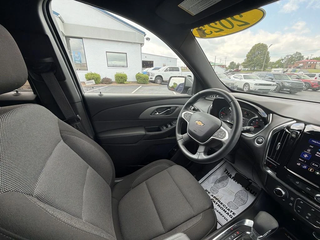 Used 2023 Gray Chevrolet LT image 15