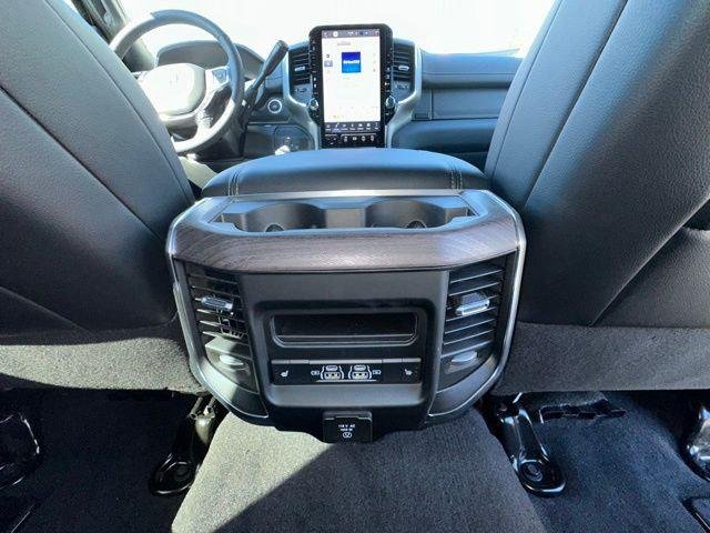 2025 RAM 2500 Laramie - Photo 32