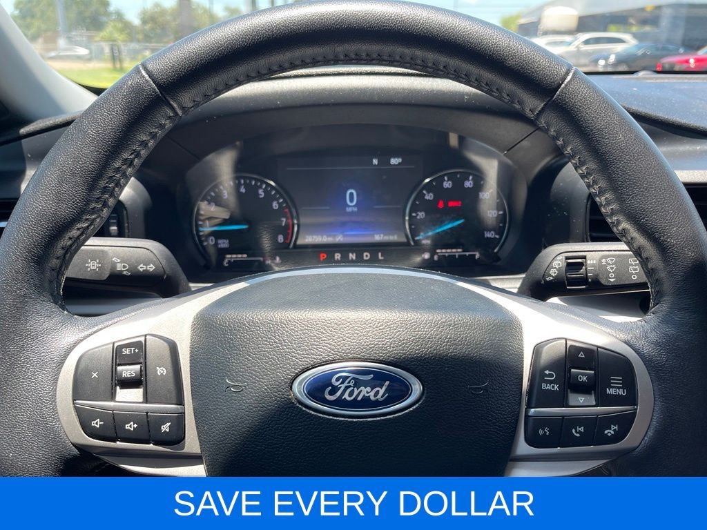 Used 2024 Silver Ford XLT image 7