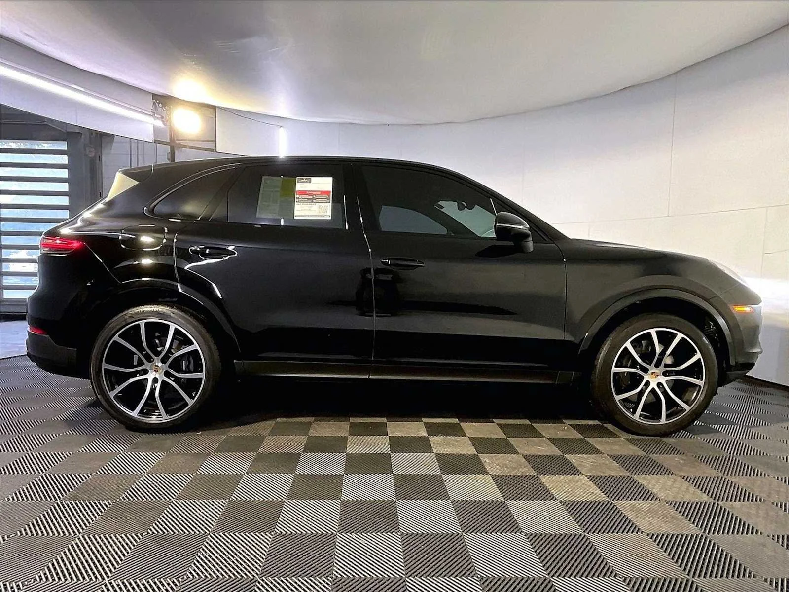 Certified Pre-Owned 2023 Porsche Cayenne Platinum Edition