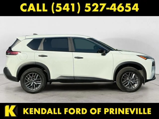 Used 2023 Glacier White Nissan S image 4