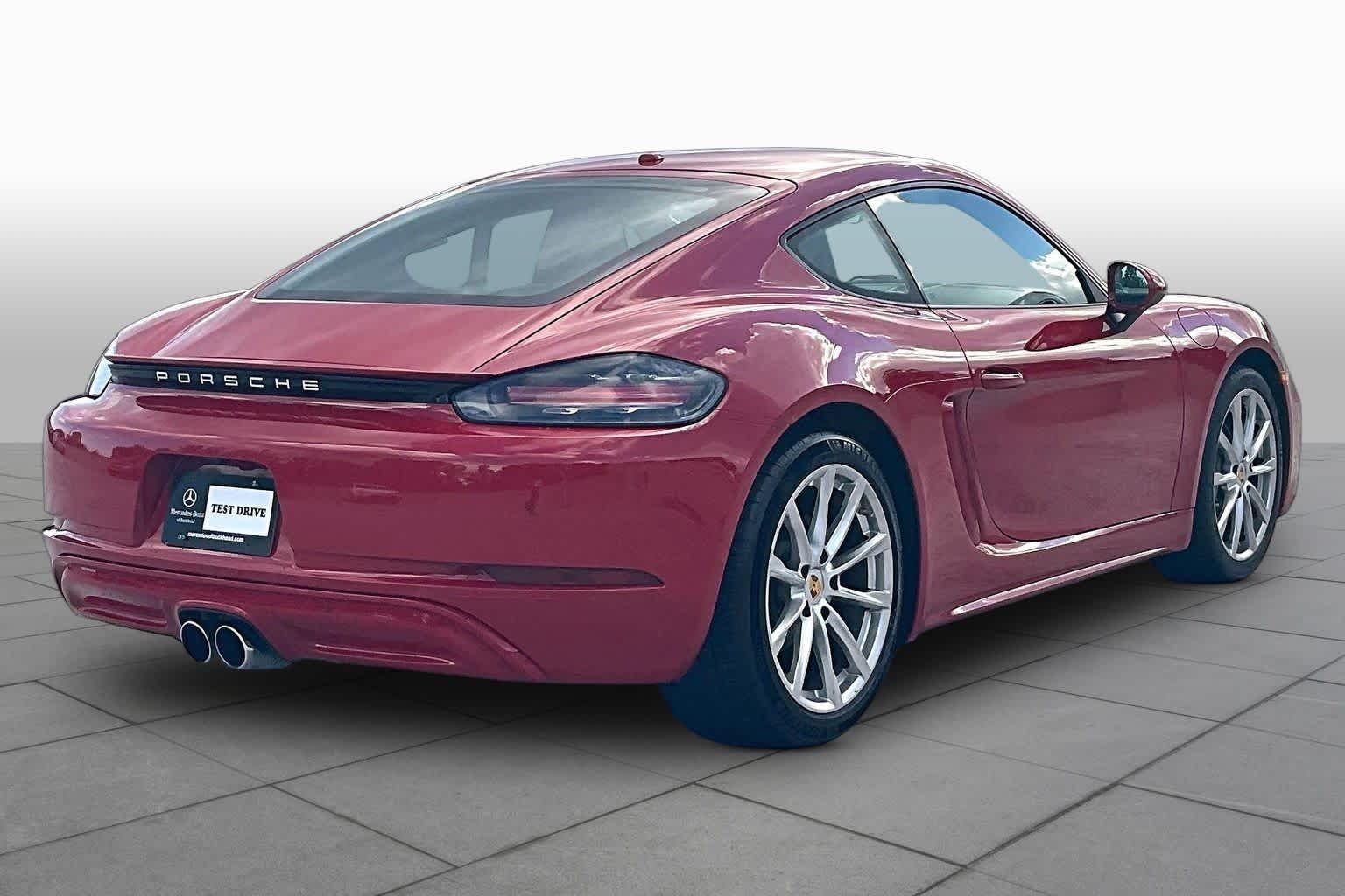 Used 2019 Carmine Red Porsche  image 12