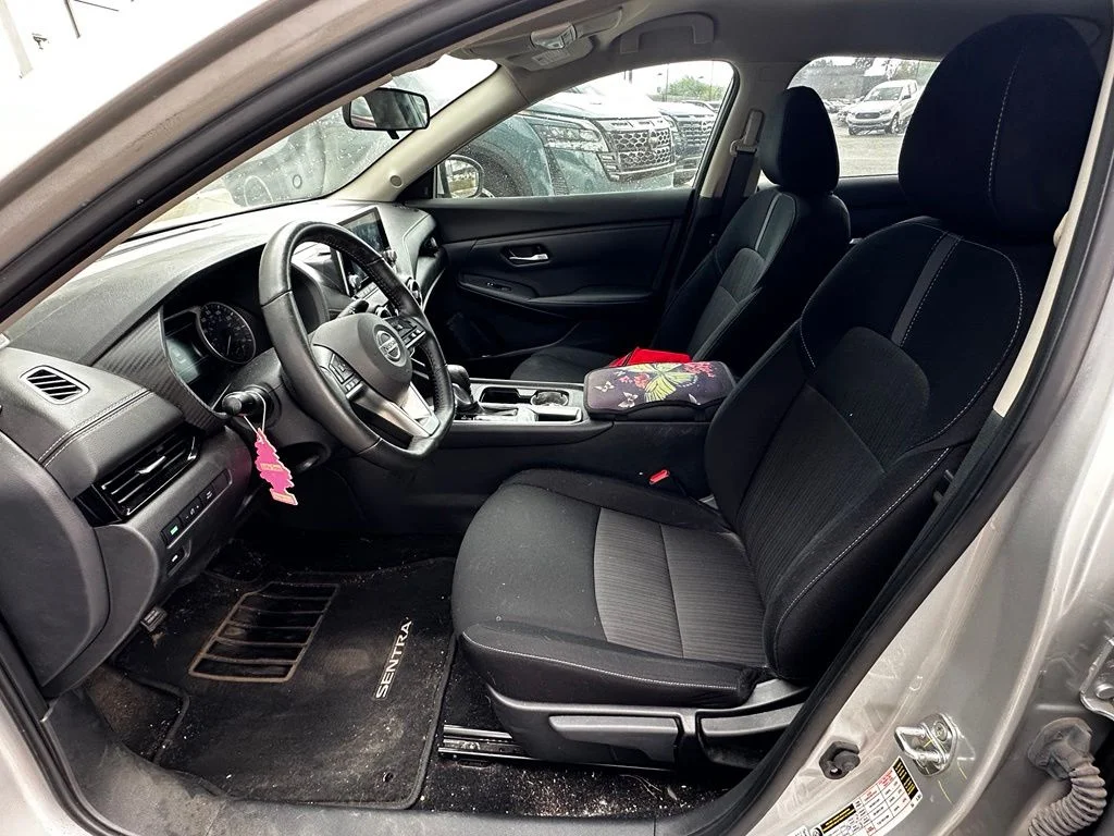 Used 2023 Silver Nissan SV image 9