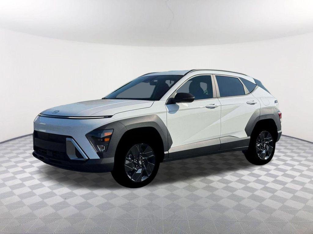 New 2026 White Hyundai SEL Sport FWD image 3