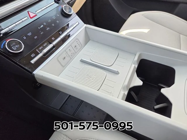 Used 2024 Silver Hyundai SEL image 29