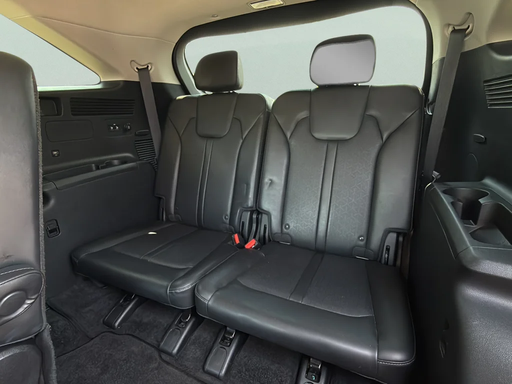 Certified Used 2023 Gravity Gray Kia SX image 33